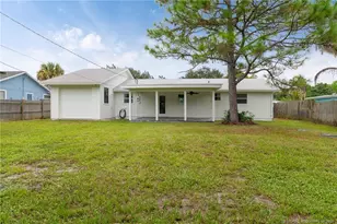 8300 SE Camellia Dr, Hobe Sound, FL 33455 - Photo 18