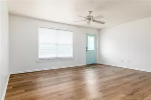 8300 SE Camellia Dr, Hobe Sound, FL 33455 - Photo 4