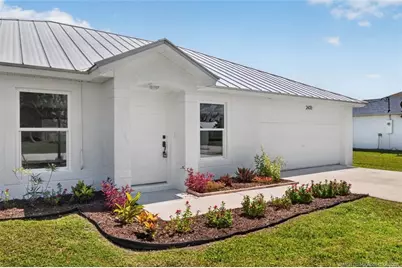 2470 SE Toledo Avenue, Port Saint Lucie, FL 34952 - Photo 2