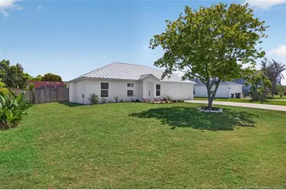 2470 SE Toledo Avenue, Port Saint Lucie, FL 34952 - Photo 4