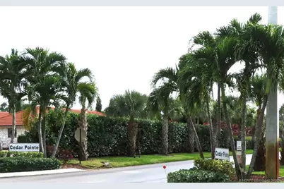 2929 SE Ocean Boulevard #128-4, Stuart, FL 34996 - Photo 2