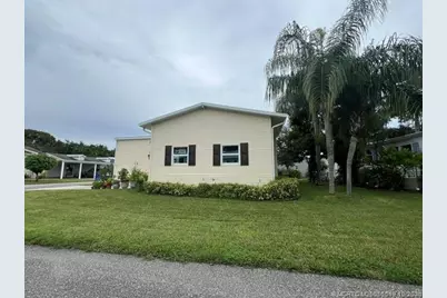 2555 Pga Boulevard #425, Palm Beach Gardens, FL 33410 - Photo 2