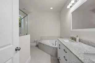 1015 SW Flora Belle Ln, Stuart, FL 34994 - Photo 30