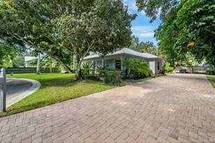 1015 SW Flora Belle Ln, Stuart, FL 34994 - Photo 52