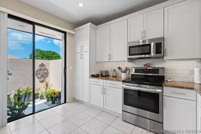 3319 SE La Prado Court, Port Saint Lucie, FL 34952 - Photo 14