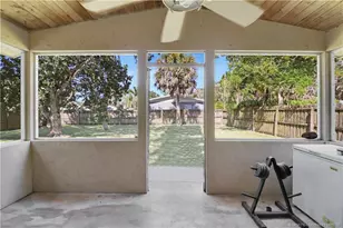 5765 SE Rosemont Ave, Stuart, FL 34997 - Photo 24