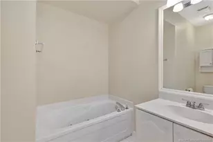6797 SE Warwick Ln, Stuart, FL 34997 - Photo 22