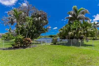704 SW Myakka River Trace SW, Port Saint Lucie, FL 34986 - Photo 4