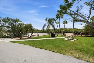 421 SW South River Dr, Stuart, FL 34997 - Photo 26