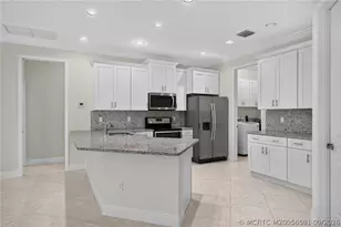 286 SW Vista Lake Dr, Port Saint Lucie, FL 34953 - Photo 18