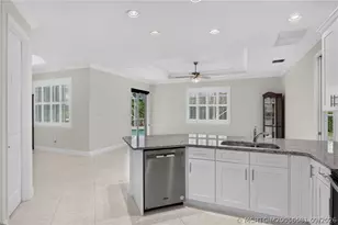 286 SW Vista Lake Dr, Port Saint Lucie, FL 34953 - Photo 20