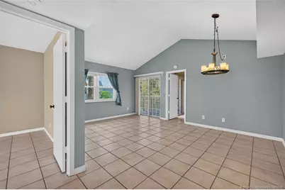 1627 SE Green Acres Circle #Z203, Port Saint Lucie, FL 34952 - Photo 4