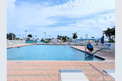 623 Nettles Boulevard, Jensen Beach, FL 34957 - Photo 20