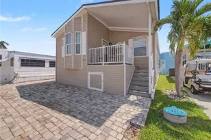 623 Nettles Blvd, Jensen Beach, FL 34957 - Photo 2