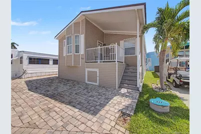 623 Nettles Boulevard, Jensen Beach, FL 34957 - Photo 2