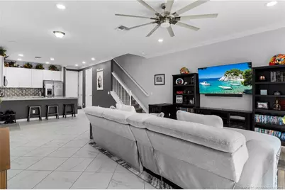 650 SW Glen Crest Way, Stuart, FL 34997 - Photo 14