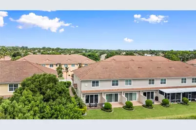 650 SW Glen Crest Way, Stuart, FL 34997 - Photo 32