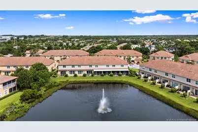 650 SW Glen Crest Way, Stuart, FL 34997 - Photo 4