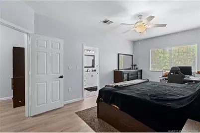 5012 SE Mariner Garden Circle, Stuart, FL 34997 - Photo 10