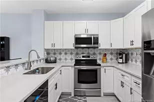 5012 SE Mariner Garden Cir, Stuart, FL 34997 - Photo 6