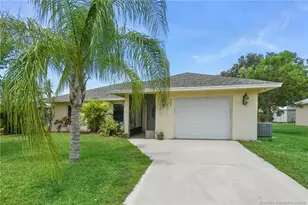 537 NW Billiar Ave, Port Saint Lucie, FL 34983 - Photo 2