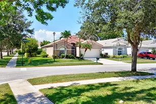 2937 SE Kingsmill Pl, Stuart, FL 34997 - Photo 2