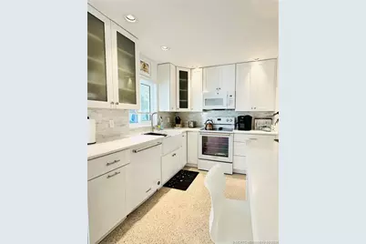 4121 NE Cheri Drive, Jensen Beach, FL 34957 - Photo 10