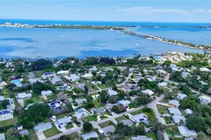 4121 NE Cheri Dr, Jensen Beach, FL 34957 - Photo 26