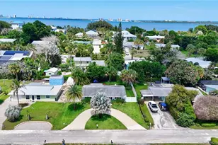 4121 NE Cheri Dr, Jensen Beach, FL 34957 - Photo 24