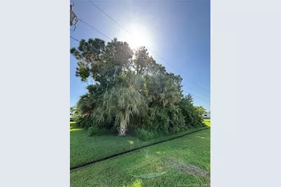 1361 SE Proctor Lane, Port Saint Lucie, FL 34983 - Photo 4