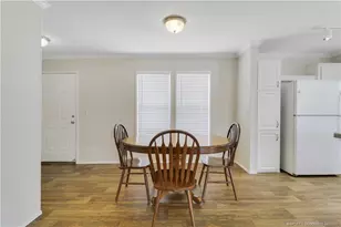 264 NE Oak St, Stuart, FL 34994 - Photo 10