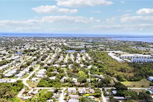 264 NE Oak St, Stuart, FL 34994 - Photo 26