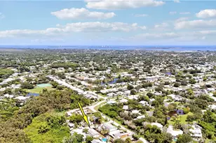 264 NE Oak St, Stuart, FL 34994 - Photo 2