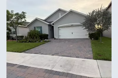 2890 NE Breezeway Circle, Jensen Beach, FL 34957 - Photo 1