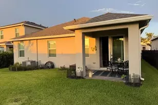 2890 NE Breezeway Cir, Jensen Beach, FL 34957 - Photo 16