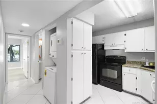 1008 Green Pine Blvd, West Palm Beach, FL 33409 - Photo 14