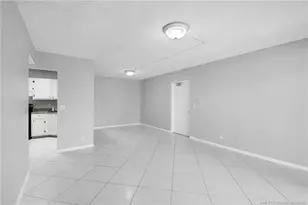 1008 Green Pine Blvd, West Palm Beach, FL 33409 - Photo 8