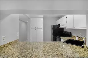 1008 Green Pine Blvd, West Palm Beach, FL 33409 - Photo 12