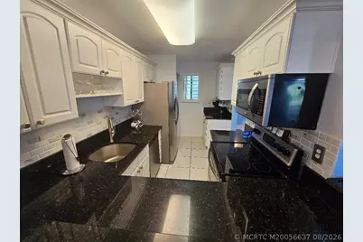 5433 SE Miles Grant Road #E-205, Stuart, FL 34997 - Photo 2
