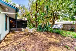 5713 Papaya Dr, Fort Pierce, FL 34982 - Photo 8