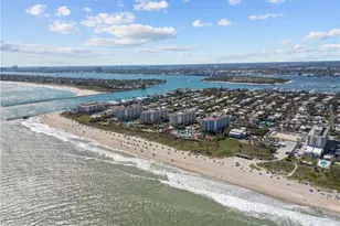125 Ocean Ave, Palm Beach Shores, FL 33404 - Photo 4