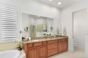 9400 Briarcliff Trace, Port Saint Lucie, FL 34986 - Photo 16