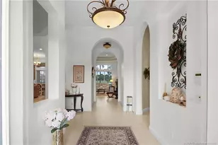 9400 Briarcliff Trace, Port Saint Lucie, FL 34986 - Photo 4