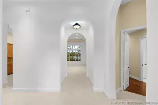 9400 Briarcliff Trace, Port Saint Lucie, FL 34986 - Photo 4