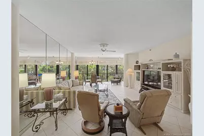 221 NE Plantation Road #211, Stuart, FL 34996 - Photo 2