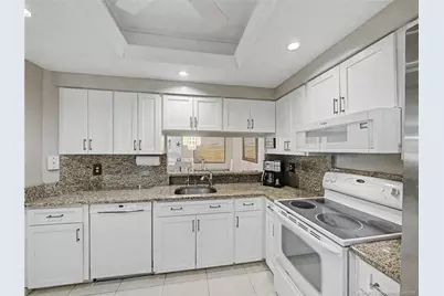 221 NE Plantation Road #211, Stuart, FL 34996 - Photo 8
