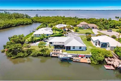 103 Aqua Ra Drive, Jensen Beach, FL 34957 - Photo 10