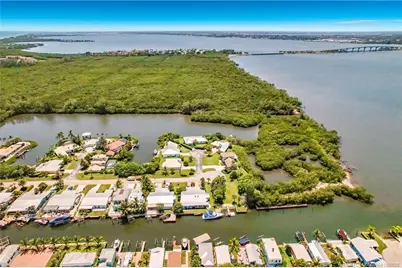 103 Aqua Ra Drive, Jensen Beach, FL 34957 - Photo 16
