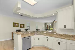 132 SE Crestwood Cir, Stuart, FL 34997 - Photo 14
