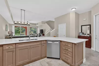 43 SE Sedona Circle #102, Stuart, FL 34994 - Photo 8